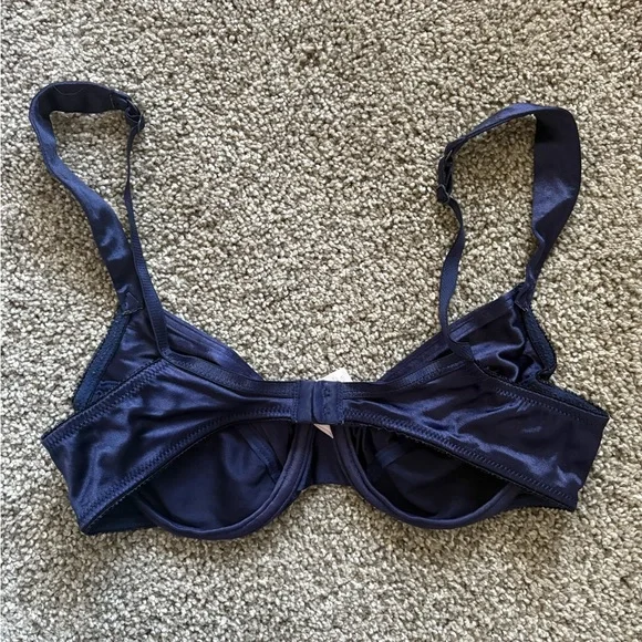 Vintage Victoria's Secret Midnight Blue Satin Bra - Picture 2 of 5